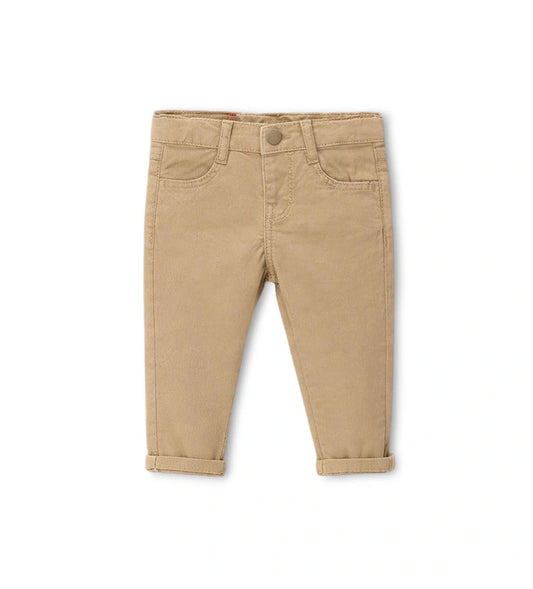 Παιδικό παντελόνι με τιράντες για αγόρι garment-dyed σε στυλ 5-pocket.