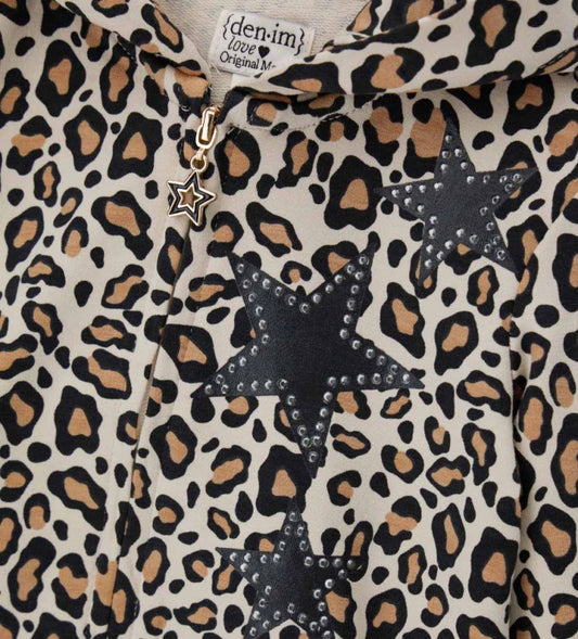 Ζεστό φούτερ από ελαστικό βαμβάκι με κουκούλα επενδεδυμένη με βαμβάκι, μακριά μανίκια και πρακτικό φερμουάρ. Πουά τύπωμα με αστέρια και θερμοκολλημένα studs.