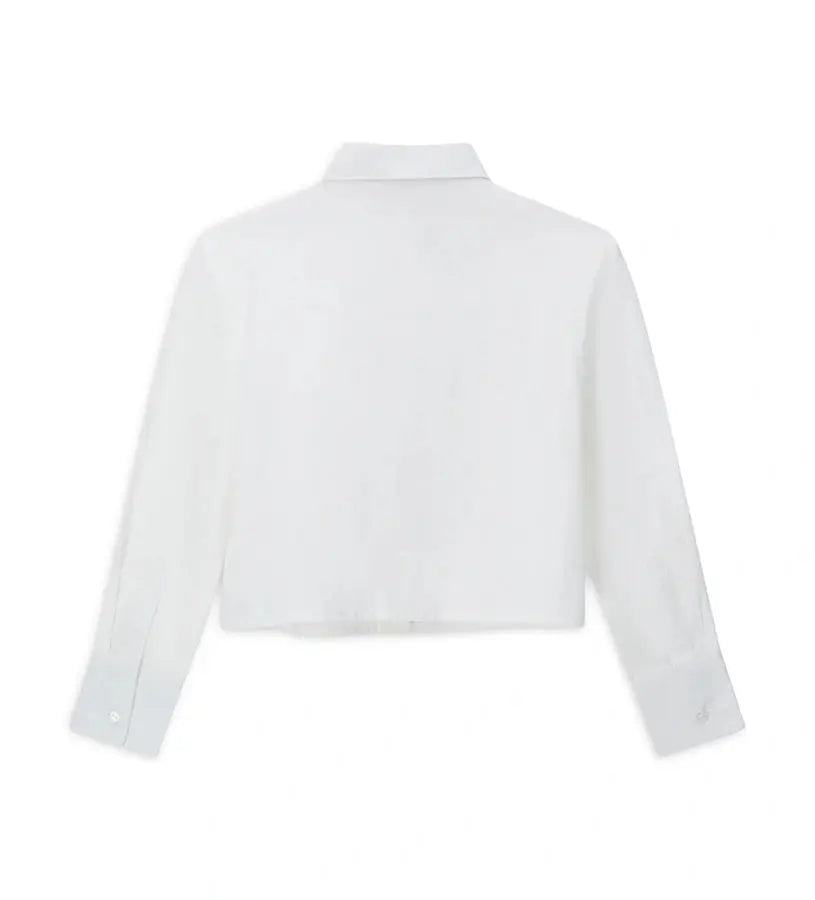 Κομψό και μοντέρνο πουκάμισο με κλασικό γιακά, μακριά μανίκια, μπροστινό κλείσιμο με κουμπιά και αποσπώμενη καρό (tartan) γραβάτα, για ένα super chic look.