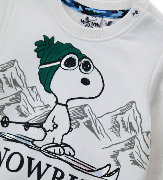 Φούτερ DISNEY-STITCH Halloween από ελαστικό βαμβάκι, με κουκούλα, φερμουάρ και ριμπ τελειώματα για σπορ εμφάνιση. Διακοσμημένο με τυπώματα που φωσφορίζουν στο σκοτάδι, στο μπροστινό, πίσω μέρος και στα μανίκια. Ιδανικό για κάθε μικρό ή μεγάλο θαυμαστή του Stitch!