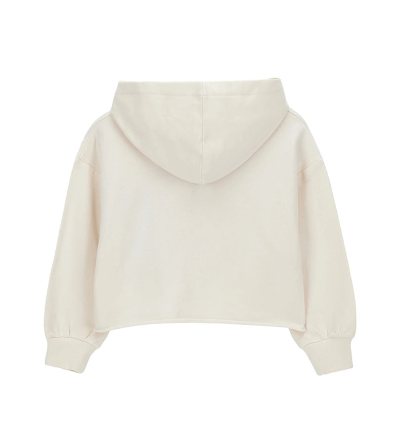 Παιδική ζακέτα Disney Stitch από ελαστικό βαμβάκι, με κουκούλα, μπροστινό φερμουάρ και απαλή φλις επένδυση εσωτερικά. Διακοσμημένο με τύπωμα του Stitch και γκλίτερ λεπτομέρειες στο μπροστινό μέρος, προσφέρει ζεστό και λαμπερό στυλ — ιδανικό για κοριτσίστικες casual εμφανίσεις.