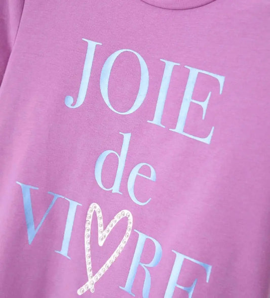 Κοριτσίστικη κοντομάνικη μπλούζα Original Marines σε λιλά-ροζ χρώμα με το σύνθημα Joie de Vivre και σχέδιο καρδιά.