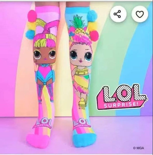 Παιδικές κάλτσες με σχέδιο popstar— μαλακές, άνετες και χαριτωμένες για καθημερινή χρήση. Ζεστασιά, στυλ και παιχνιδιάρικη διάθεση σε κάθε βήμα, μόνο από την Click Clothes!