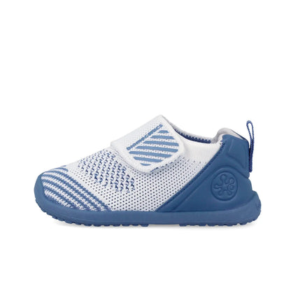 Καλοκαιρινό βρεφικό sneaker Biomecanics για αγόρι με διαπνέον ύφασμα και σκρατς.