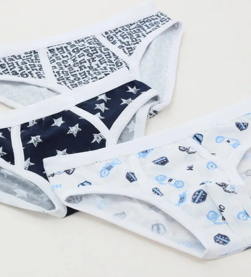 παιδικό slip αγόρι εφαρμοστό

slip αγοριού με αντίθετες λεπτομέρειες

άνετο παιδικό εσώρουχο αγοριού

παιδικό slip για καθημερινή χρήση