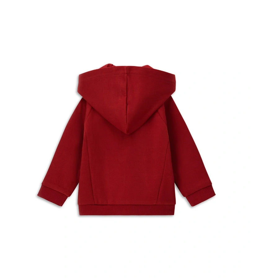 Βαμβακερό φούτερ με κουκούλα και ριμπ τελειώματα, ιδανικό για καθημερινή άνεση. Διαθέτει άνοιγμα με φερμουάρ, τσέπη καγκουρό και τύπωμα μπροστά, για ένα πρακτικό και μοντέρνο στυλ.