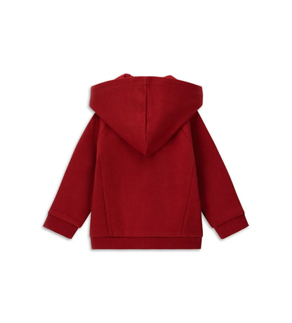 Βαμβακερό φούτερ με κουκούλα και ριμπ τελειώματα, ιδανικό για καθημερινή άνεση. Διαθέτει άνοιγμα με φερμουάρ, τσέπη καγκουρό και τύπωμα μπροστά, για ένα πρακτικό και μοντέρνο στυλ.