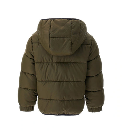 Μπουφάν από καπιτονέ ripstop νάιλον με κουκούλα. Διαθέτει πρακτικό άνοιγμα με φερμουάρ, τσέπες με κουμπιά-σούστες και τελειώματα με λάστιχο για καλύτερη εφαρμογή και άνεση.