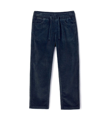 Παντελόνι από βελουτέ ύφασμα (κορδέλα), κομψό και πρακτικό. Σχέδιο με 5 τσέπες, ελαστική μέση και ρυθμιζόμενο κορδόνι για τέλεια εφαρμογή — ιδανικό για casual και μοντέρνες εμφανίσεις.