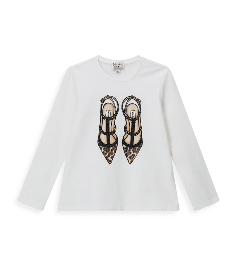 Μπλούζα από βαμβάκι με μακριά μανίκια και στρογγυλή λαιμόκοψη. Διακοσμημένη με τύπωμα στο μπροστινό μέρος για ένα έντονο και μοντέρνο στυλ.