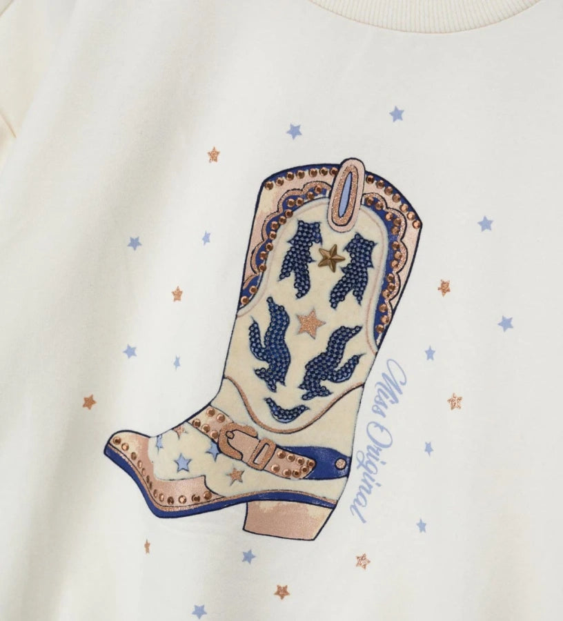 Φούτερ από ελαστικό βαμβάκι με απαλή φλις επένδυση εσωτερικά, στρογγυλή λαιμόκοψη και μακριά μανίκια. Διαθέτει ριμπ τελειώματα και διακοσμητικό foil τύπωμα με τρουκς και λαμπερές παγιέτες, προσθέτοντας μια κομψή και φωτεινή πινελιά σε κάθε κοριτσίστικη εμφάνιση.