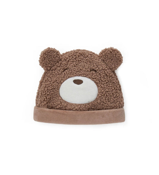 Πολύ μοντέρνο σκουφάκι από ψεύτικη γούνα, με εσωτερική επένδυση από απαλό βελούδινο chenille. Διαθέτει αυτιά απλικέ και κεντημένες λεπτομέρειες στο μπροστινό μέρος, για χαριτωμένη και στιλάτη εμφάνιση.