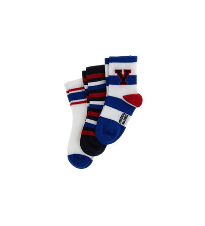 Σετ τριών ζευγαριών καλτσών με ζακάρ σχέδιο, ιδανικό για να προσθέσετε μια δόση στυλ και χρώματος στις καθημερινές σας εμφανίσεις.