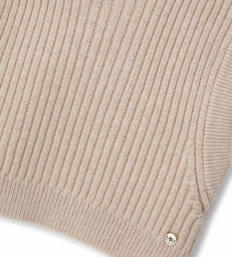 Γιλέκο μάλλινο, εμπλουτισμένο με νήμα lurex και ριμπ τελειώματα για ένα κομψό και λαμπερό στυλ.