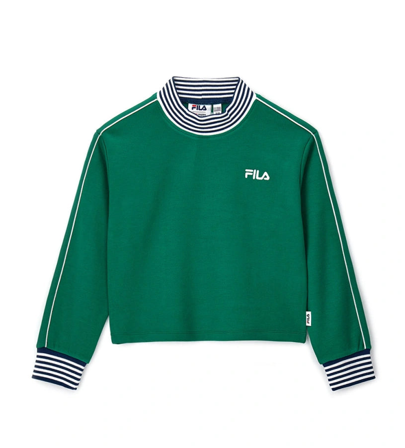 Crop φούτερ Fila από ελαστικό τεχνικό ύφασμα με ψηλό λαιμό, ριμπ τελείωμα, κεντημένο λογότυπο στο μπροστινό μέρος, απλικέ λεπτομέρεια στο πίσω μέρος και κεντημένη ετικέτα στο πλάι.