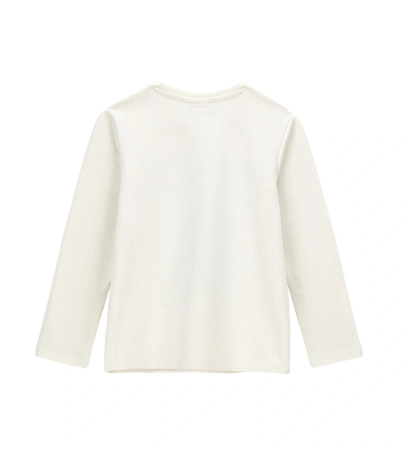 Παιδική μπλούζα Disney Stitch από ελαστικό βαμβάκι με μακριά μανίκια και στρογγυλή λαιμόκοψη. Διακοσμημένη με τύπωμα του Stitch στο μπροστινό μέρος και λαμπερές foil λεπτομέρειες, προσφέρει χαριτωμένο και μοντέρνο στυλ για κάθε μέρα.