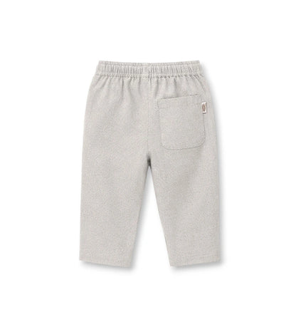 Η ελαφριά και δροσερή ύφανση του παιδικού παντελονιού για ηλικίες 6m-5y.