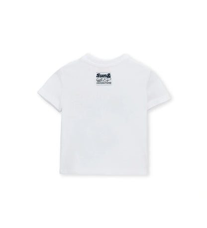 Μπροστινή όψη του λευκού αγορίστικου T-shirt με στρογγυλή λαιμόκοψη και κοντά μανίκια.