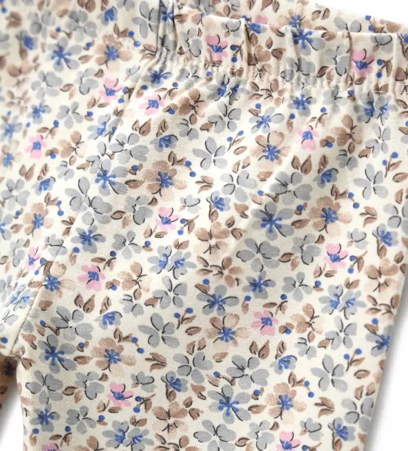 Λεπτομέρεια της ελαστικής μέσης και της denim υφάσματος στο κοριτσίστικο κολάν Original Marines.