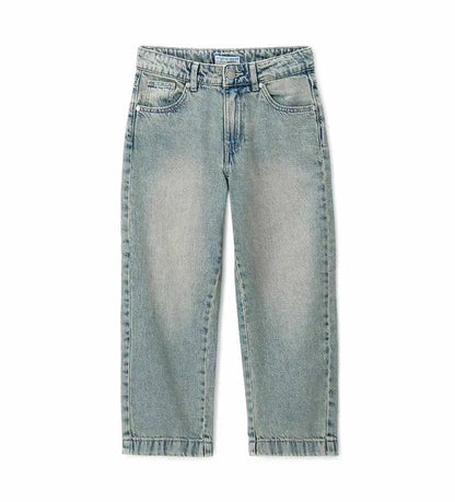 Παιδικό τζιν παντελόνι για αγόρι σε balloon γραμμή με πέντε τσέπες και κλασικό μπλε χρώμα.
