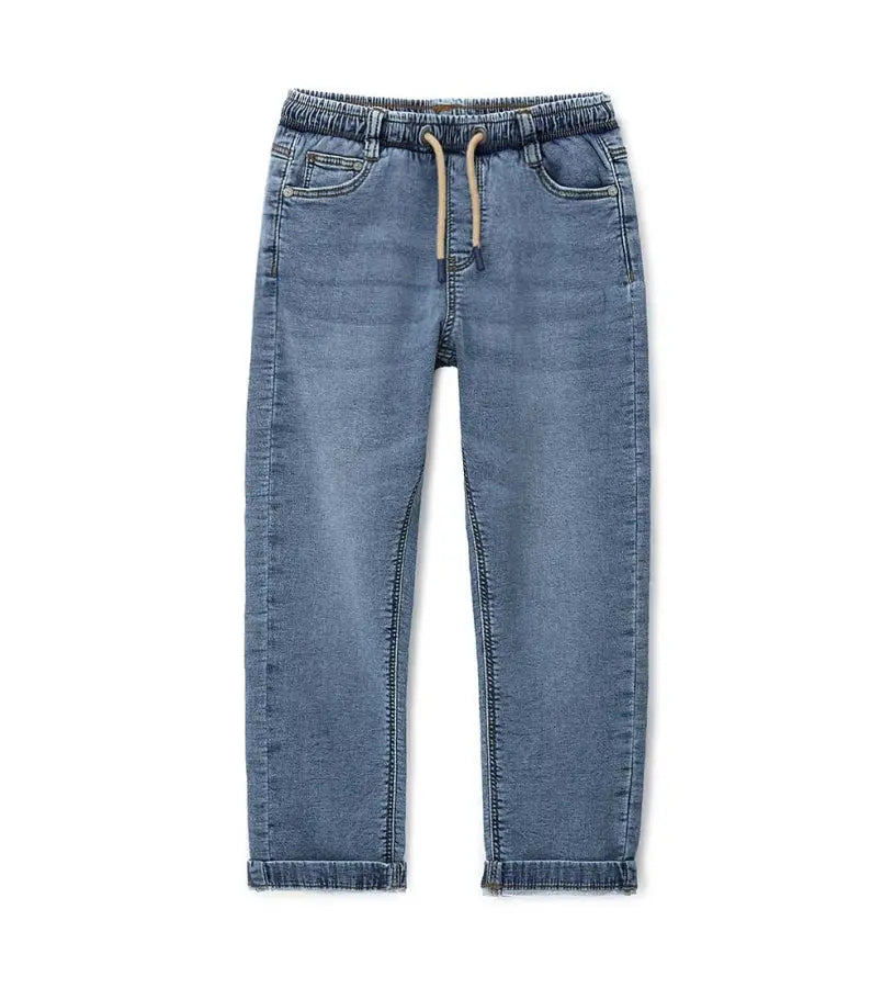Παιδικό παντελόνι denim για αγόρι σε στυλ φόρμας με κορδόνι στη μέση.
