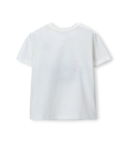 Παιδικό T-shirt για αγόρι σε λευκή απόχρωση με διακριτικό κέντημα στο στήθος.