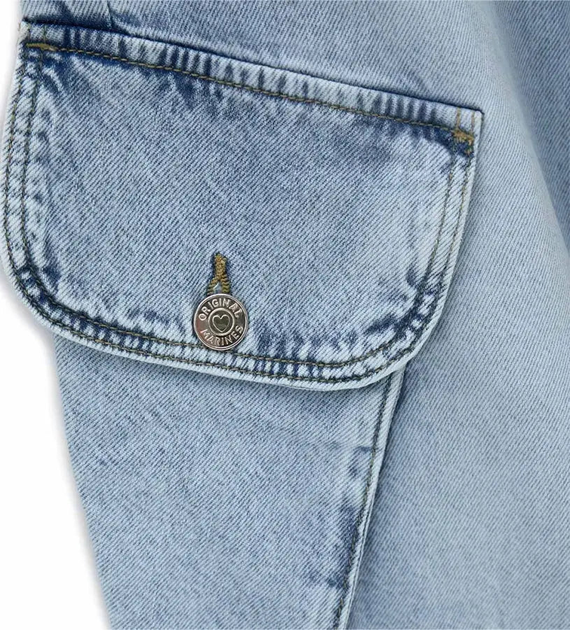 Κοντινή λήψη στις πλευρικές cargo τσέπες του βαμβακερού παντελονιού Original Marines.