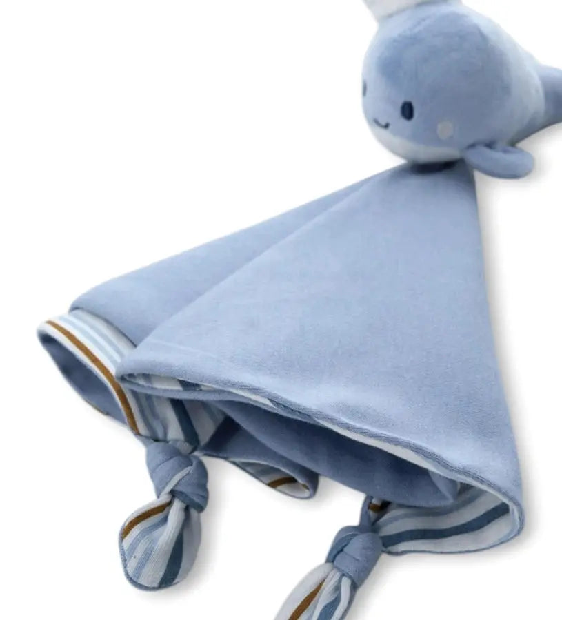 Κοντινό πλάνο στην απαλή σενίλ και το βαμβακερό ύφασμα του DouDou.