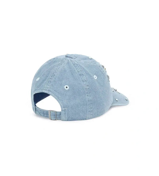 Η πίσω όψη του καπέλου που δείχνει τη ρύθμιση μεγέθους για τέλεια εφαρμογή.