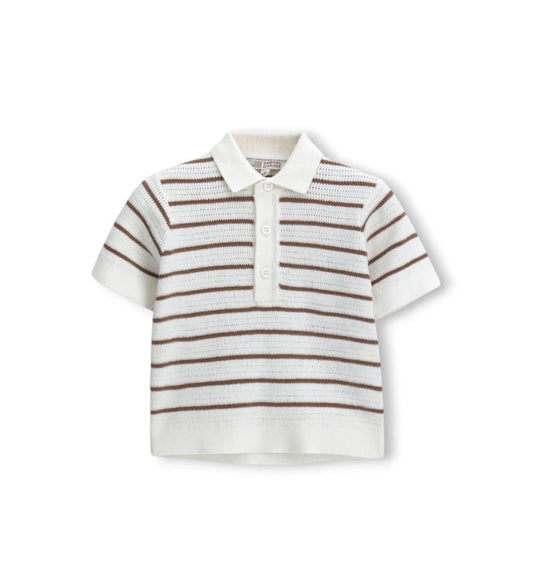 Παιδικό πλεκτό πόλο για αγόρι από 100% βαμβάκι με ρίγα jacquard και ριμπ λεπτομέρειες.