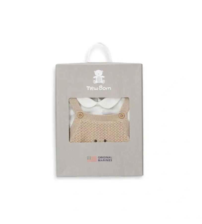 Η επίσημη συσκευασία δώρου της Original Marines για το βρεφικό σετ, έτοιμη για αποστολή από το clickclothes.gr.