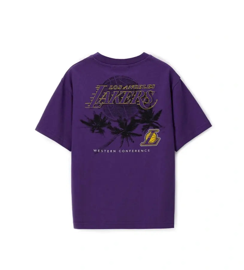 Η πίσω όψη της βαμβακερής μπλούζας για αγόρια 7-14 ετών με την άνετη oversized γραμμή.