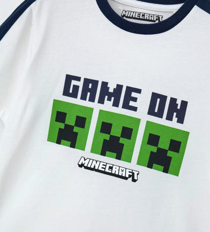 Παιδικές βαμβακερές πυτζάμες Minecraft σε λευκό μπλε χρώμα με κοντομάνικη μπλούζα και σορτς.