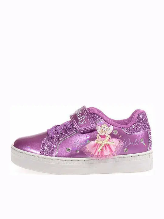 Τα Lelli Kelly sneakers φούξια LKAL4484 σε απόχρωση porpora είναι ιδανικά για μικρές fashionistas που θέλουν να ξεχωρίζουν. Με έντονο φούξια χρώμα και παιχνιδιάρικα σχέδια, αυτά τα sneakers προσφέρουν στυλ και άνεση για καθημερινές δραστηριότητες.

Κατασκευασμένα από υψηλής ποιότητας υλικά, εξασφαλίζουν ανθεκτικότητα και άριστη εφαρμογή. Η ευέλικτη σόλα τους παρέχει καλή πρόσφυση, κάνοντάς τα ιδανικά για παιχνίδι ή βόλτες.